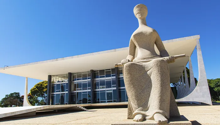 Constitucionalidade do Procedimento para Execução Extrajudicial de Cláusula de Alienação Fiduciária